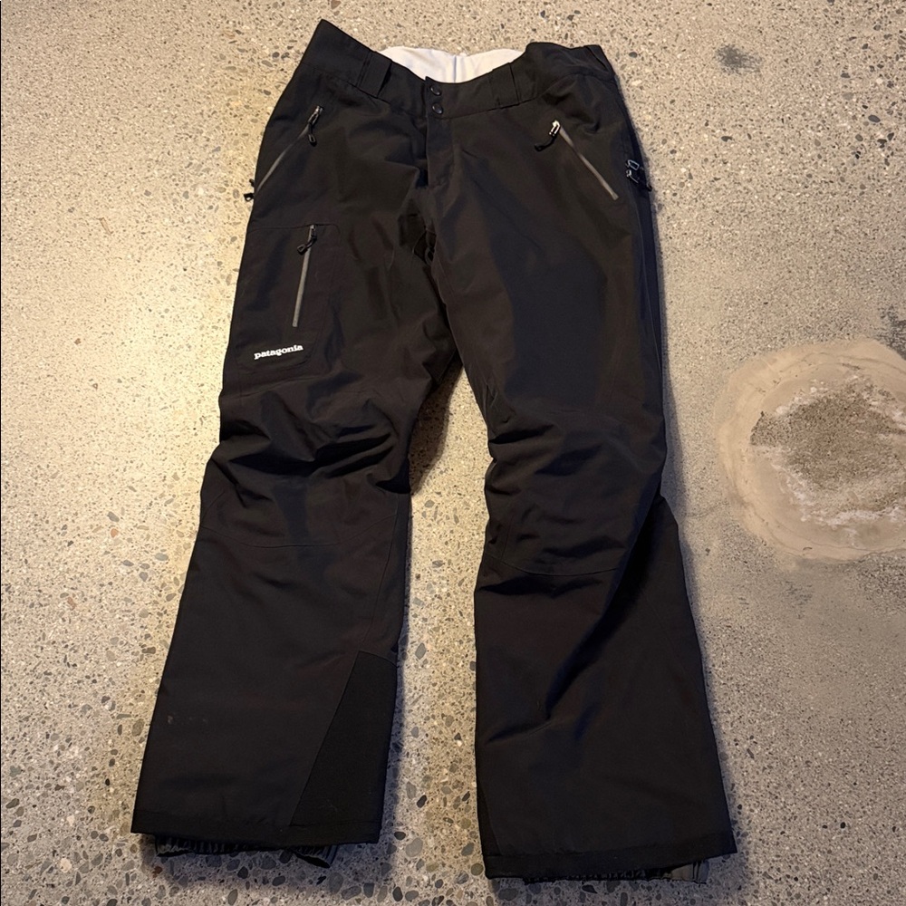 Patagonia Black Snow Pants with Zipper Pockets